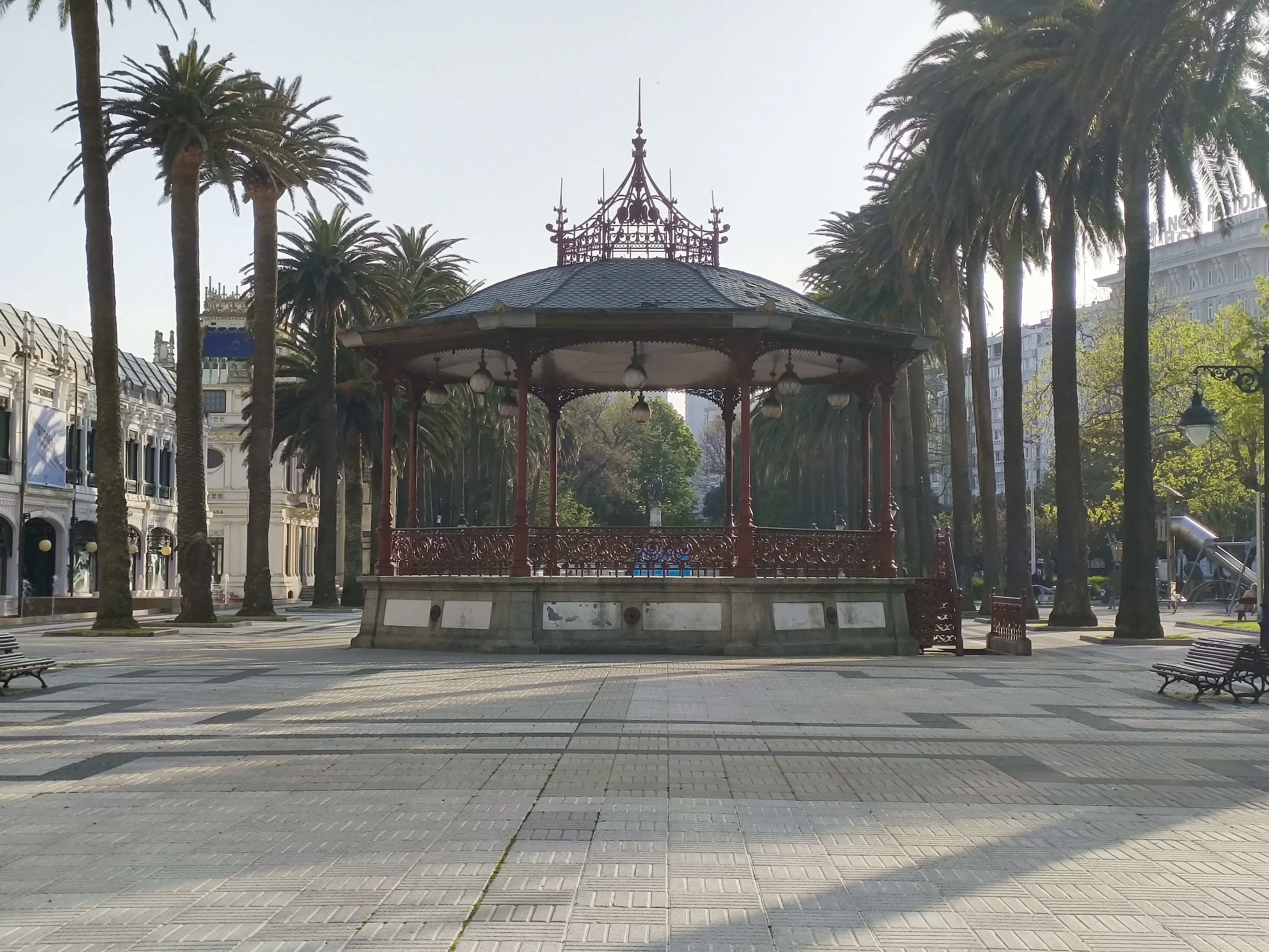 Bandstand in Mendez Nunez gardens